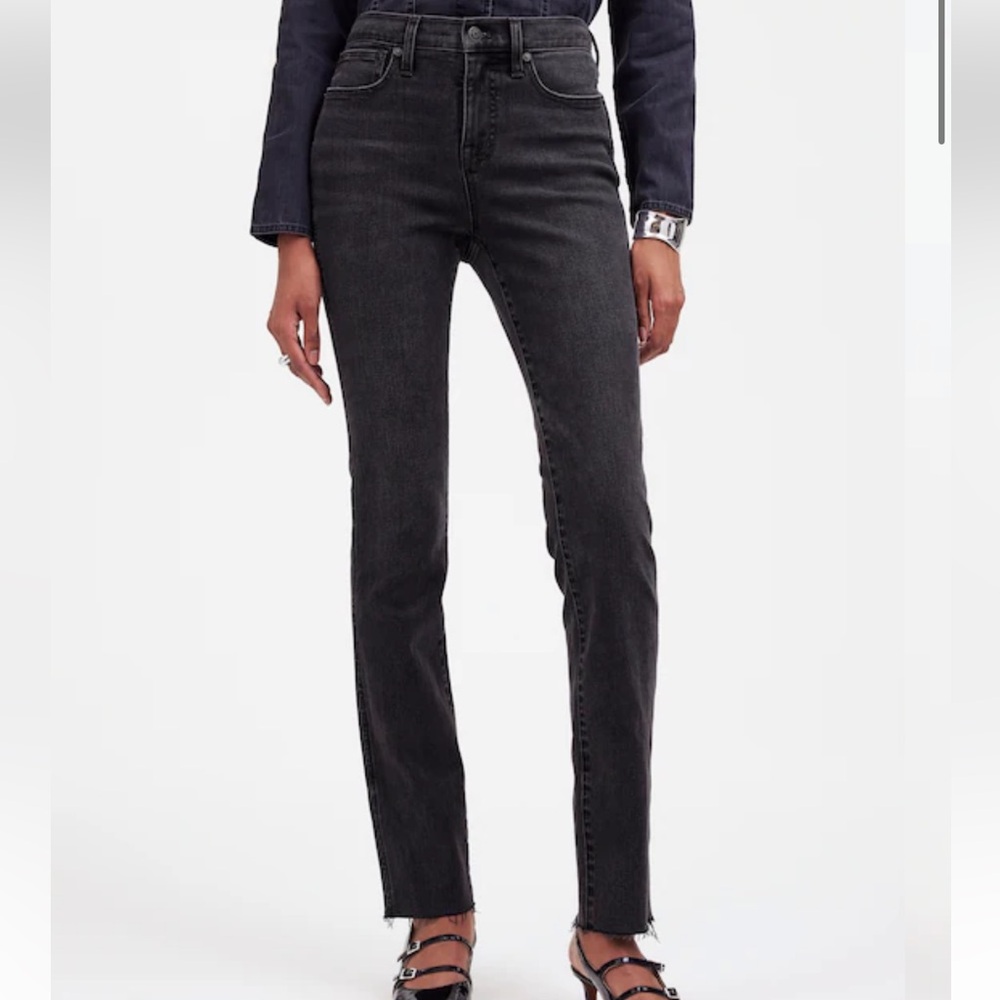 Madewell Mid-Rise Stovepipe Charcoal Straight Leg Jeans 26P NWT